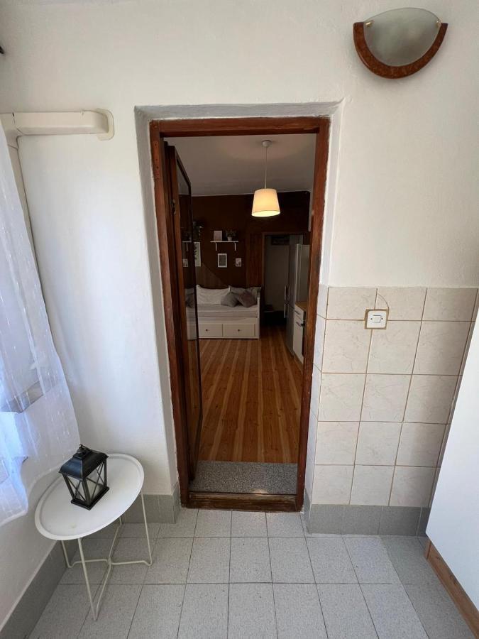 Sml Apartments 1 Izola Buitenkant foto